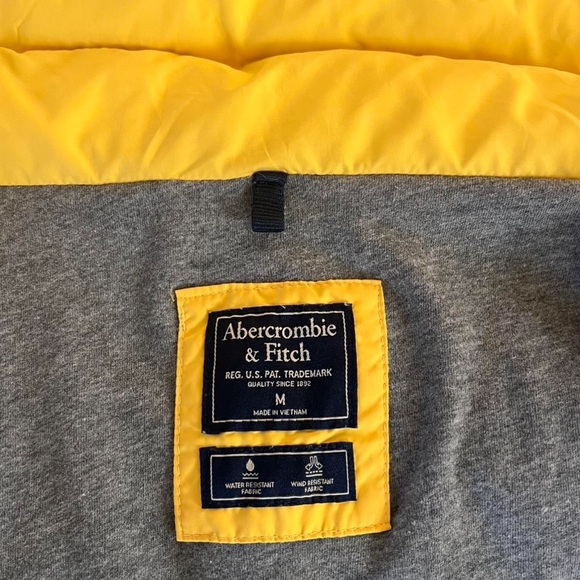 Abercrombie & Fitch Yellow Puffer Jacket - Picture 2 of 7